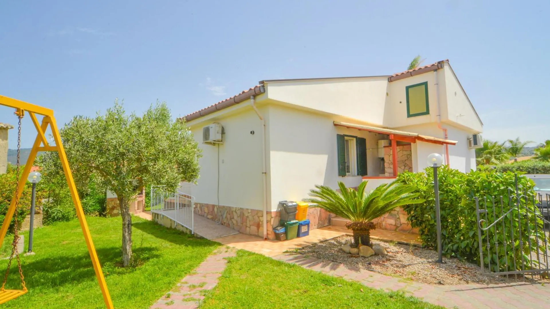 Case Vacanze Mare Nostrum Aparthotel Campofelice Di Roccella 0*,  Italy