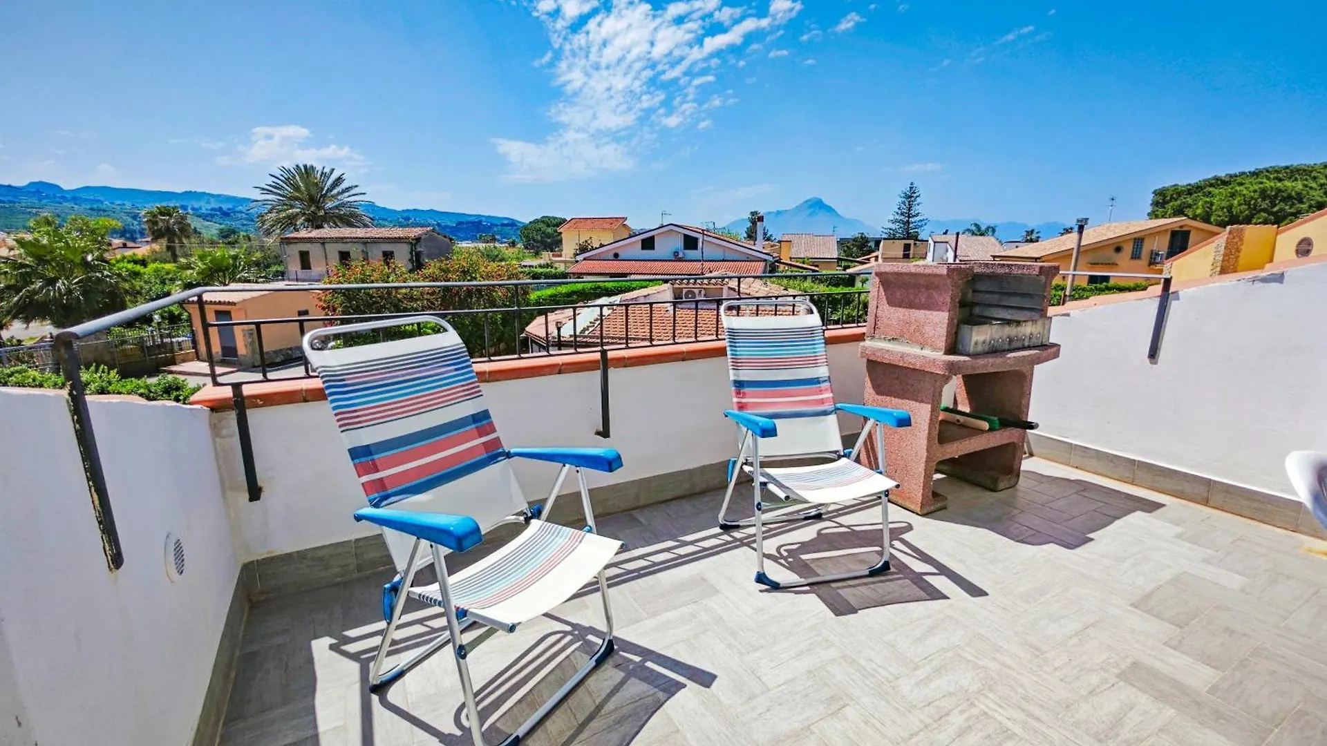 Case Vacanze Mare Nostrum Aparthotel Campofelice Di Roccella Holiday home
