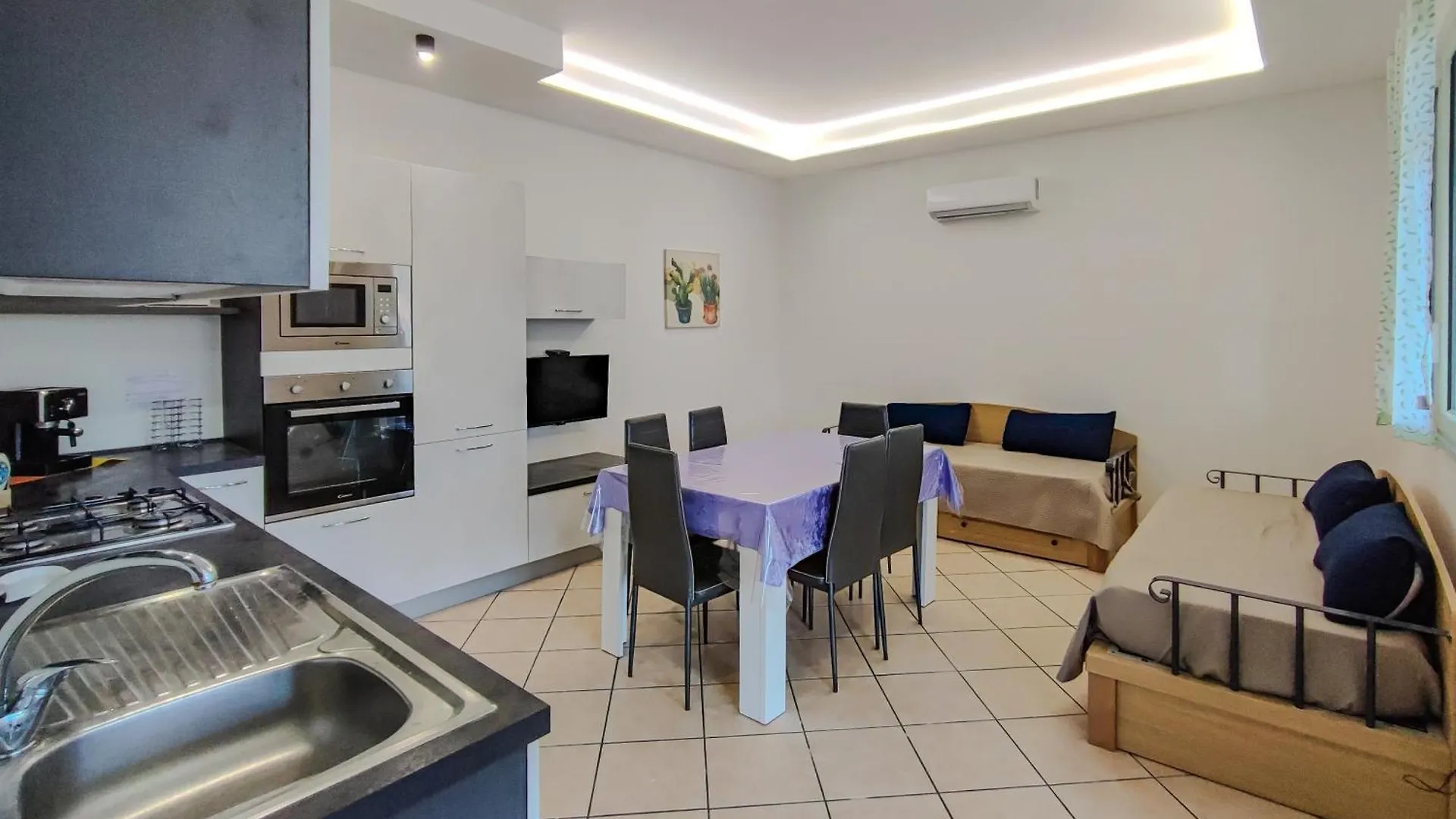 Case Vacanze Mare Nostrum Aparthotel Campofelice Di Roccella
