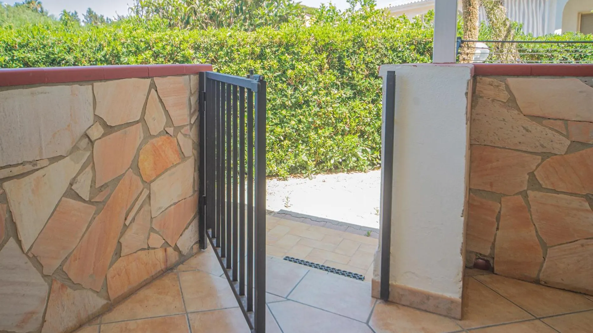 Case Vacanze Mare Nostrum Aparthotel Campofelice Di Roccella Holiday home
