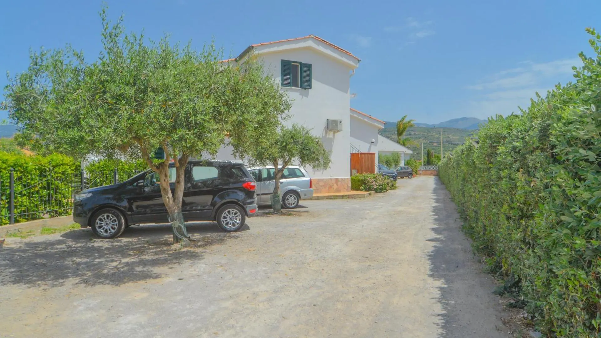 Case Vacanze Mare Nostrum Aparthotel Campofelice Di Roccella Holiday home