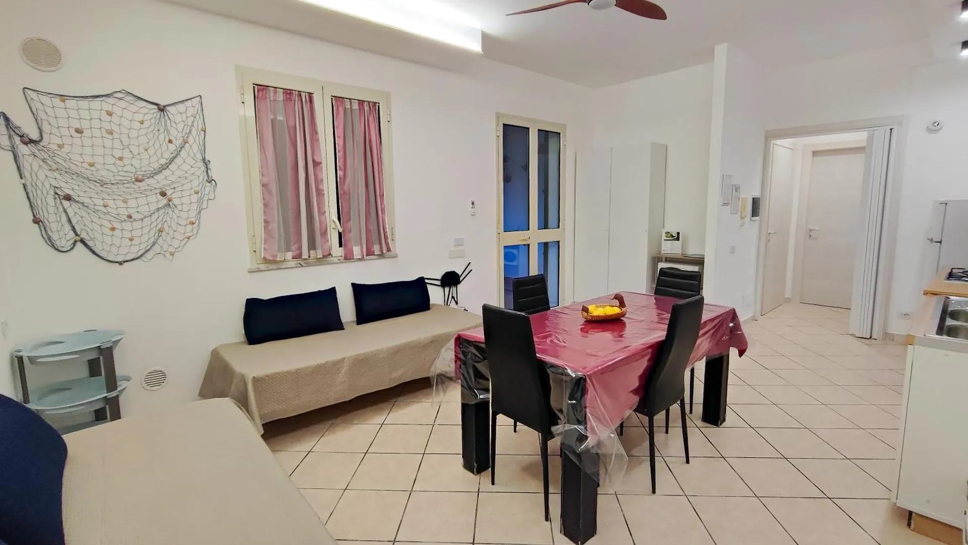 Case Vacanze Mare Nostrum Aparthotel Campofelice Di Roccella Italy