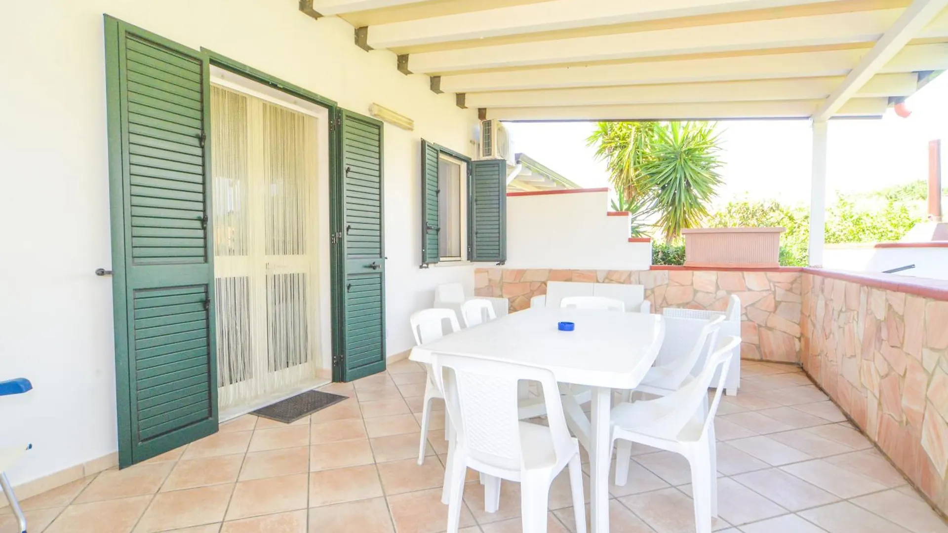 Case Vacanze Mare Nostrum Aparthotel Campofelice Di Roccella Holiday home