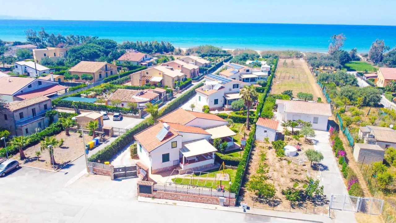 Case Vacanze Mare Nostrum Aparthotel Campofelice Di Roccella